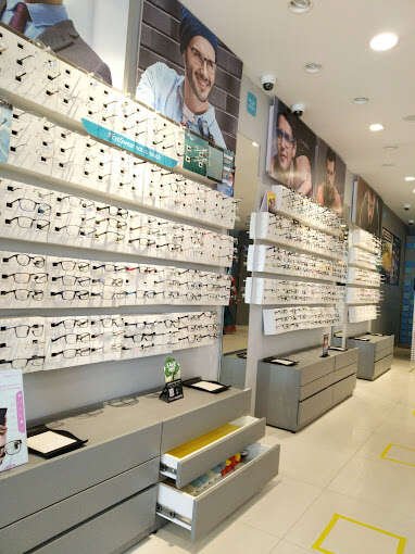Titan Eye+ at Tambaram